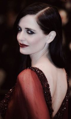 Eva Green's Mesmerizing Performance at Nocturne in Madrid: A Symphony of Gothic Glamour and Spanish Passion!