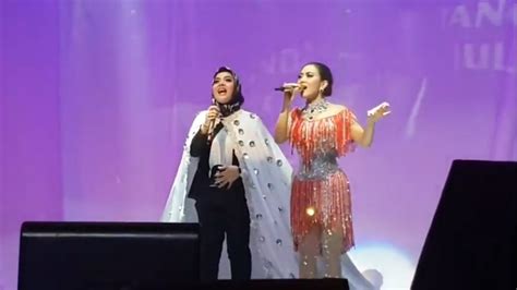 Syahrini Live in Concert: A Glittering Night of Music and Controversy!